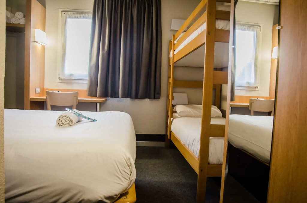 Kyriad Direct Clermont Ferrand Nord Gerzat
