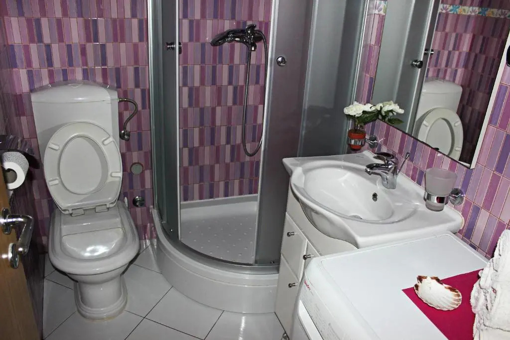 Room near the center