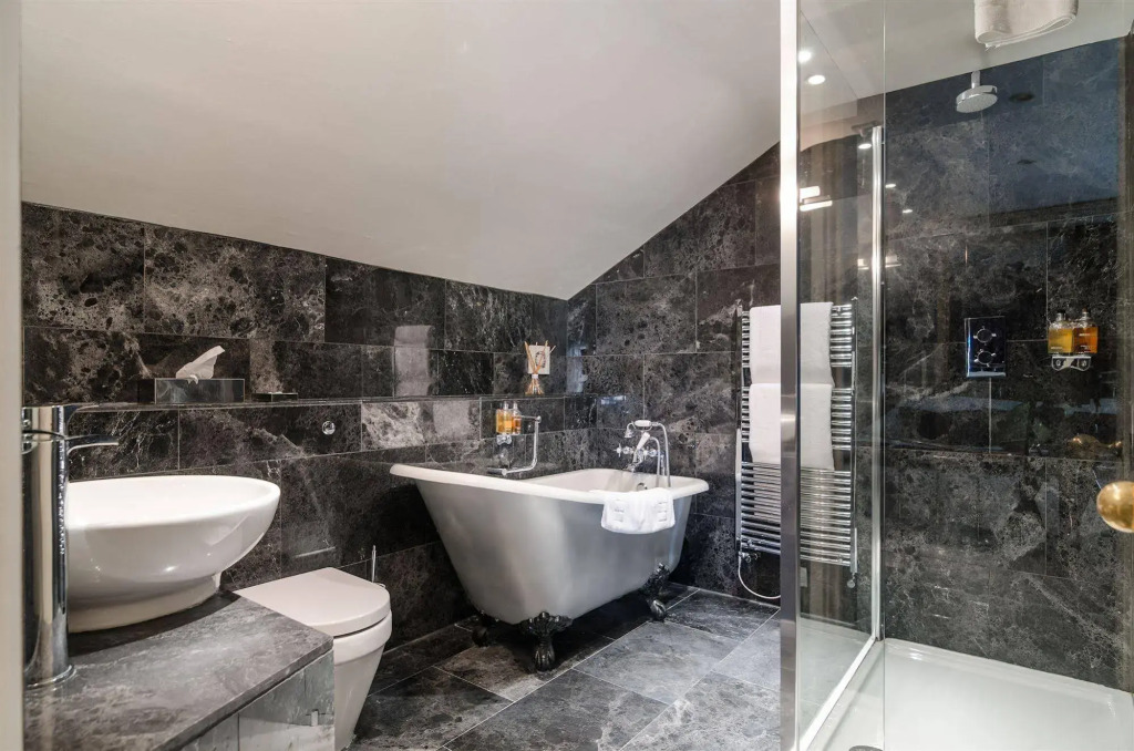 Apsley House Hotel
