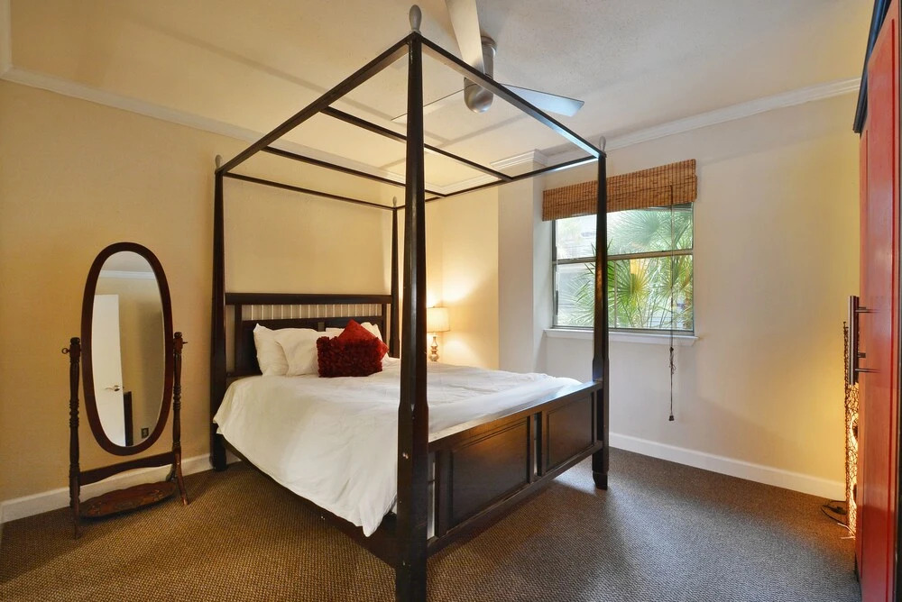 AustinStays 1 Bedroom Downtown Suite