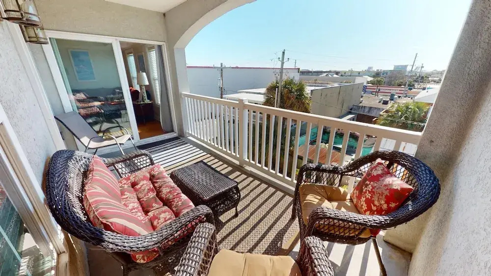 Pelican Landing 302 by Tybee Vacation Rentals