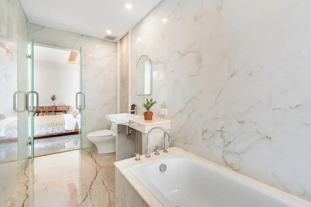 Villa Arsy-2BR Private Oasis with Pool & Rooftop
