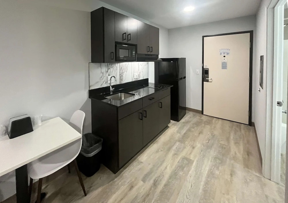 Motel 6 Gonzales, LA Baton Rouge Geismar Prairieville I 10