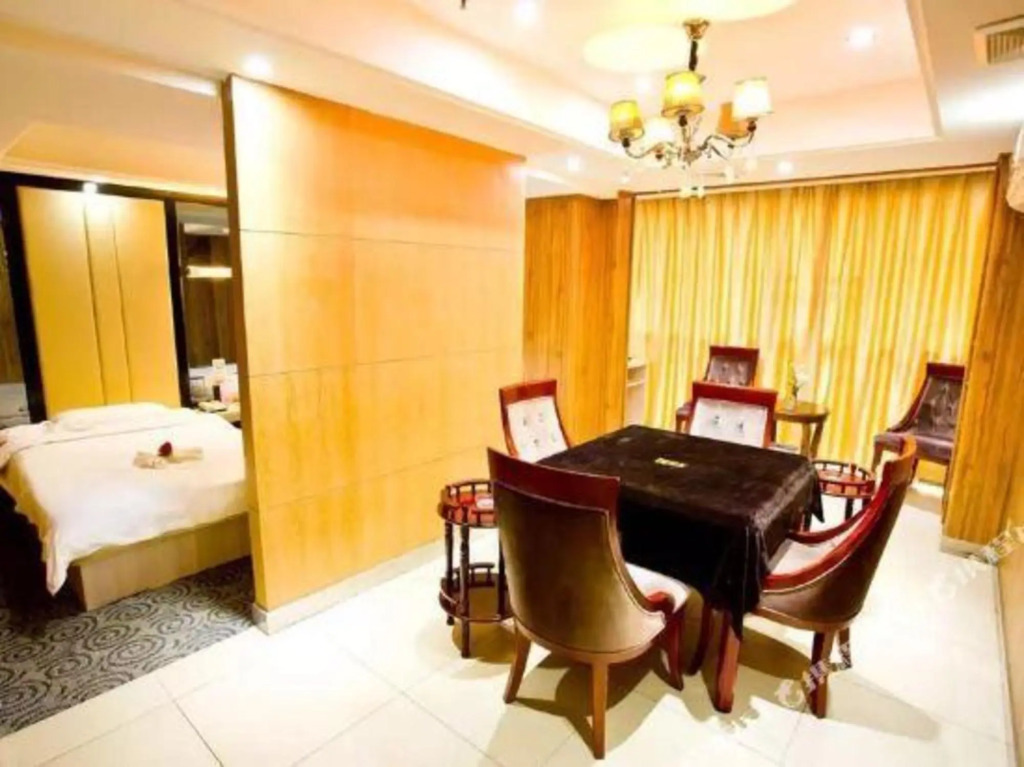 Xinshidai Holiday Hotel