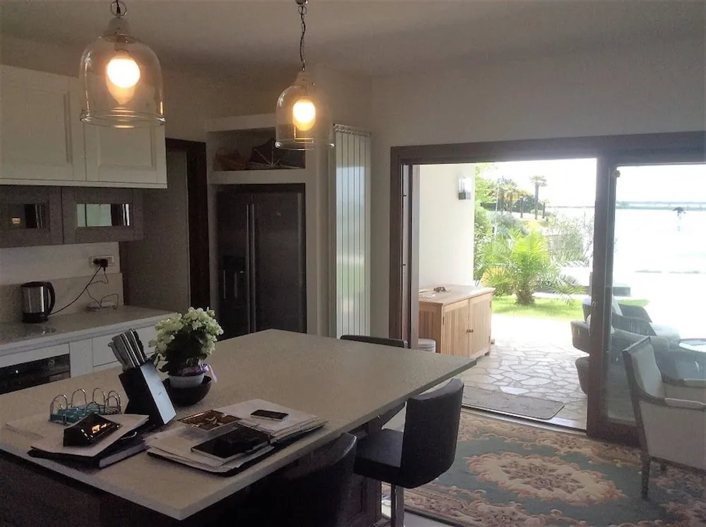 Beautiful Villa with Private Pool by Beahost