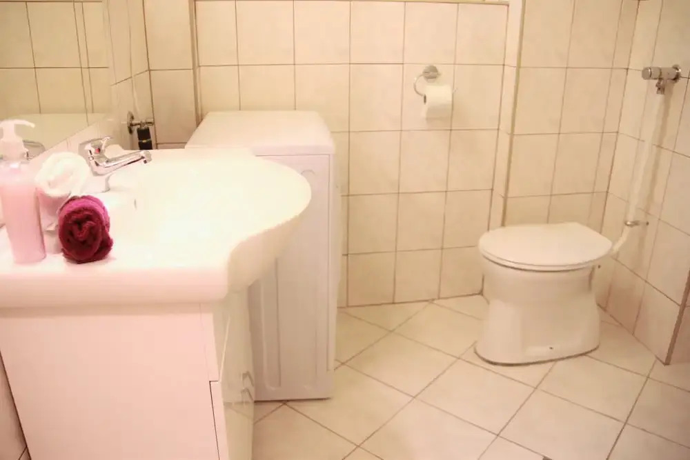 Duna Szecsi Apartmant