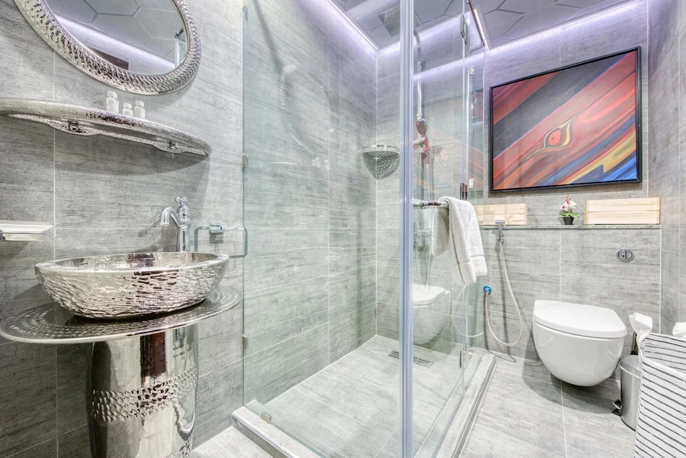 Tiara Residence - Ruby