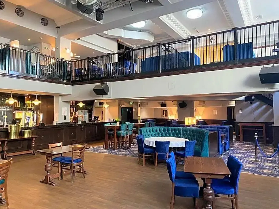 The Queens Hotel Newport- a JD Wetherspoon Hotel