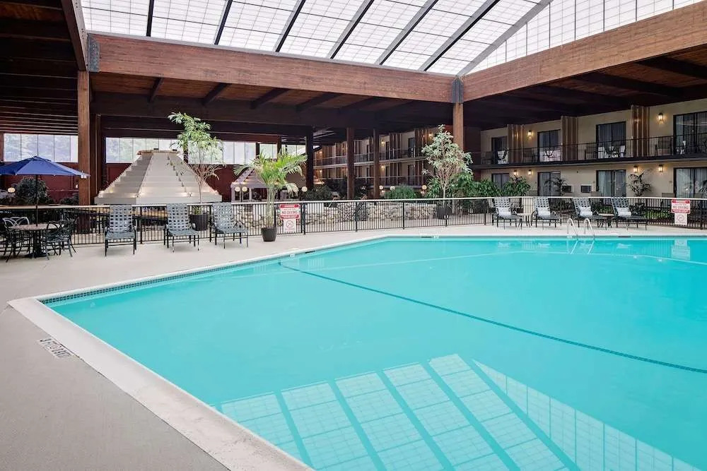 Holiday Inn Boxborough