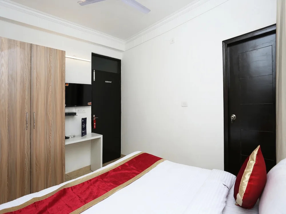 Galaxy Residency By OYO Rooms