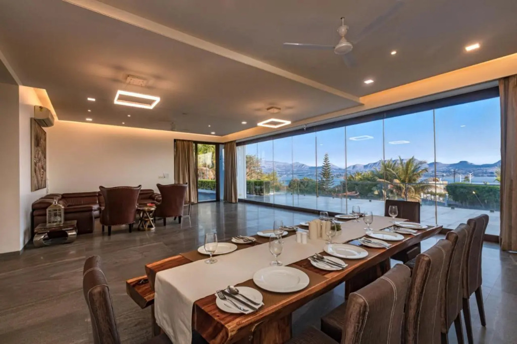 SaffronStays Jannat, Igatpuri 100 Percent pet-friendly villa with amazing lake view