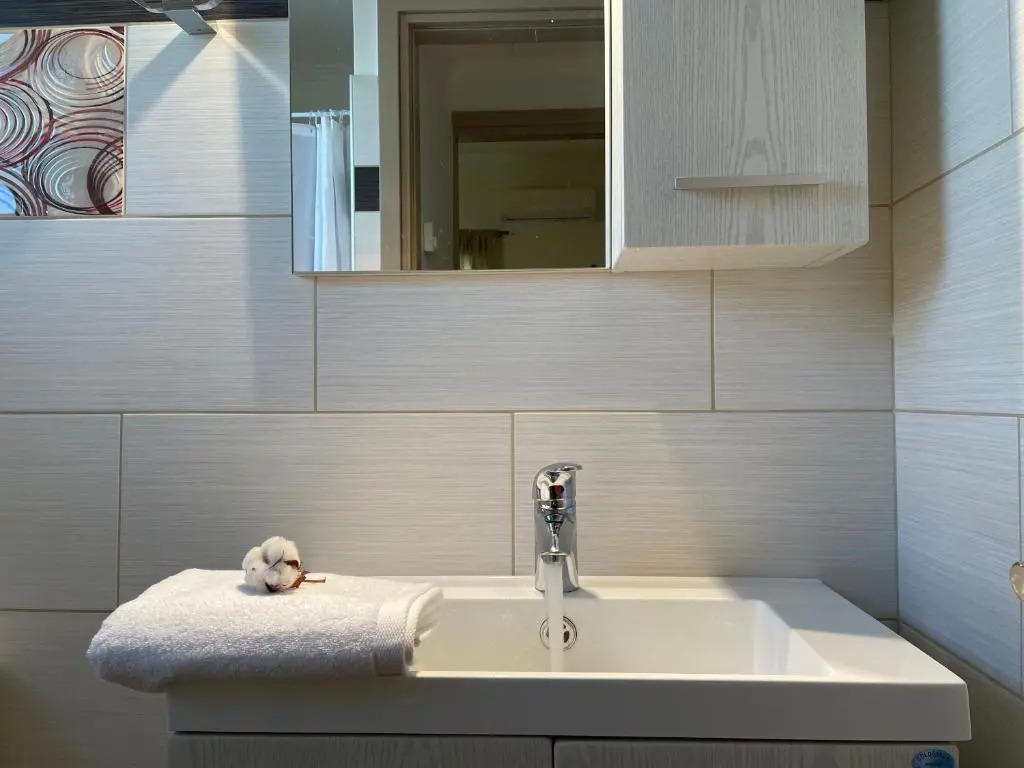 KL SUITES LEFKADA - Feel At home NEW BOHO APARTMENT 400m from beach NIDRI TOWN CENTER