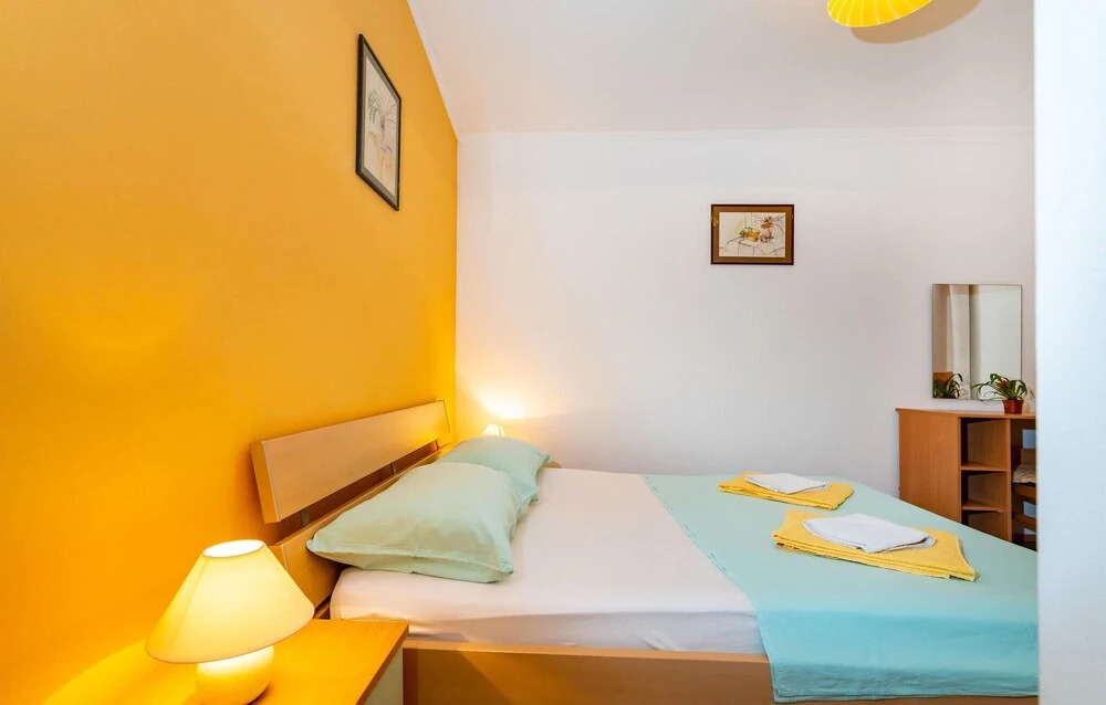 Nice Apartment in Modric With 1 Bedrooms and Wifi