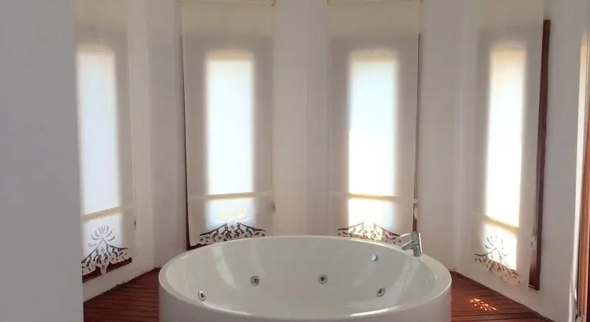 Maris Hotel
