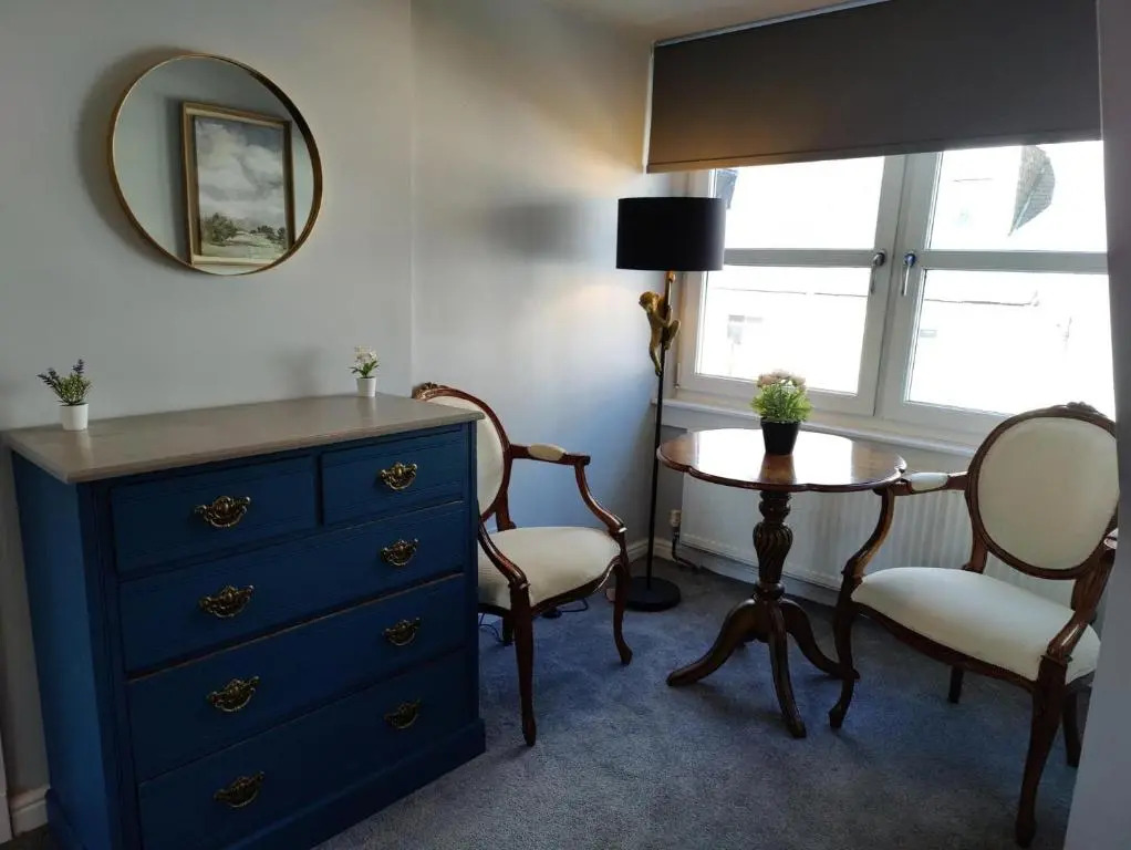 NEW Fabulous 2BD Maisonette Dunfermline, Fife
