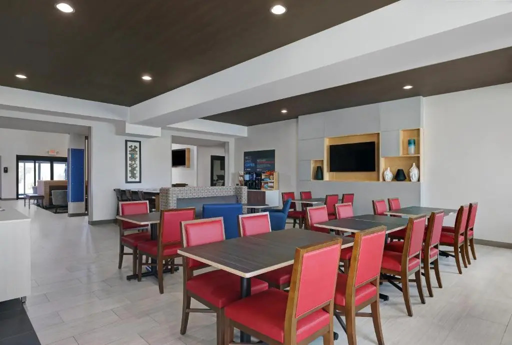 Holiday Inn Express Newport by IHG