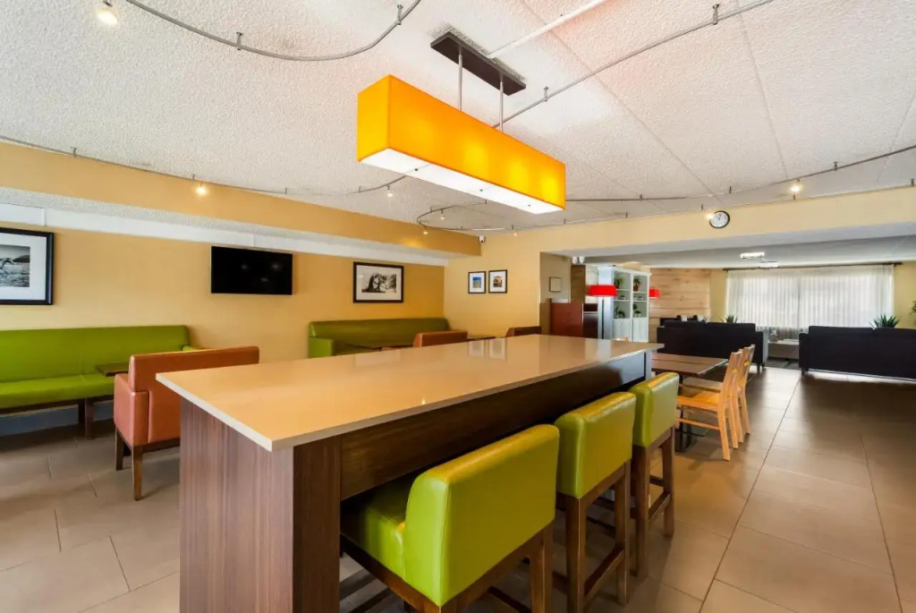 Hampton Inn Lincoln Airport I8