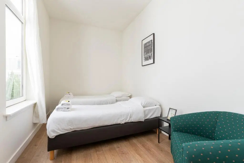 City center apartment for a group of 4 in Amsterdam - Apt 2