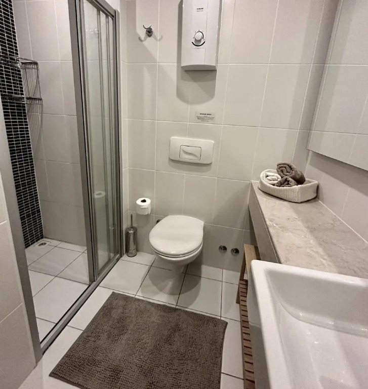 Luxury 2 bed Private Home Close to the Beach on a Secure Community