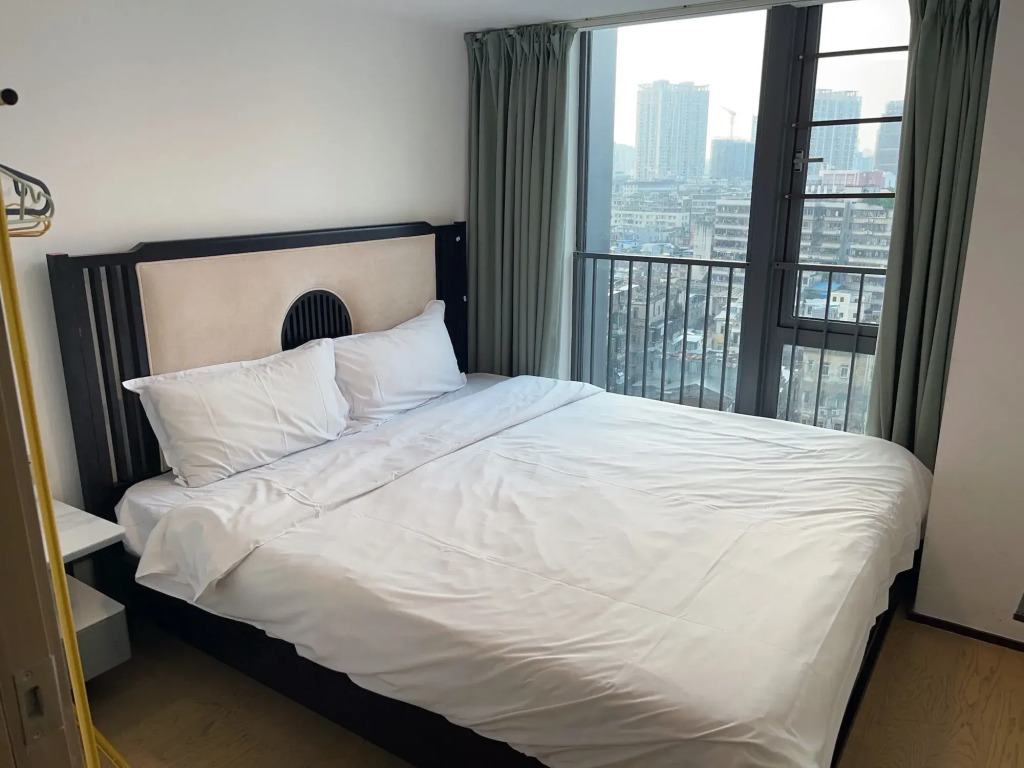 Sunny Private Apt Of Grand Continental