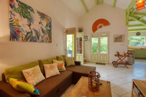 Villa au calme avec piscine - MQSA27