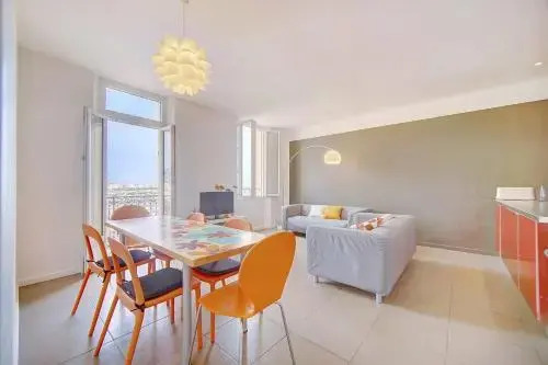 Upstays Port Sea View 70m2 Apartment