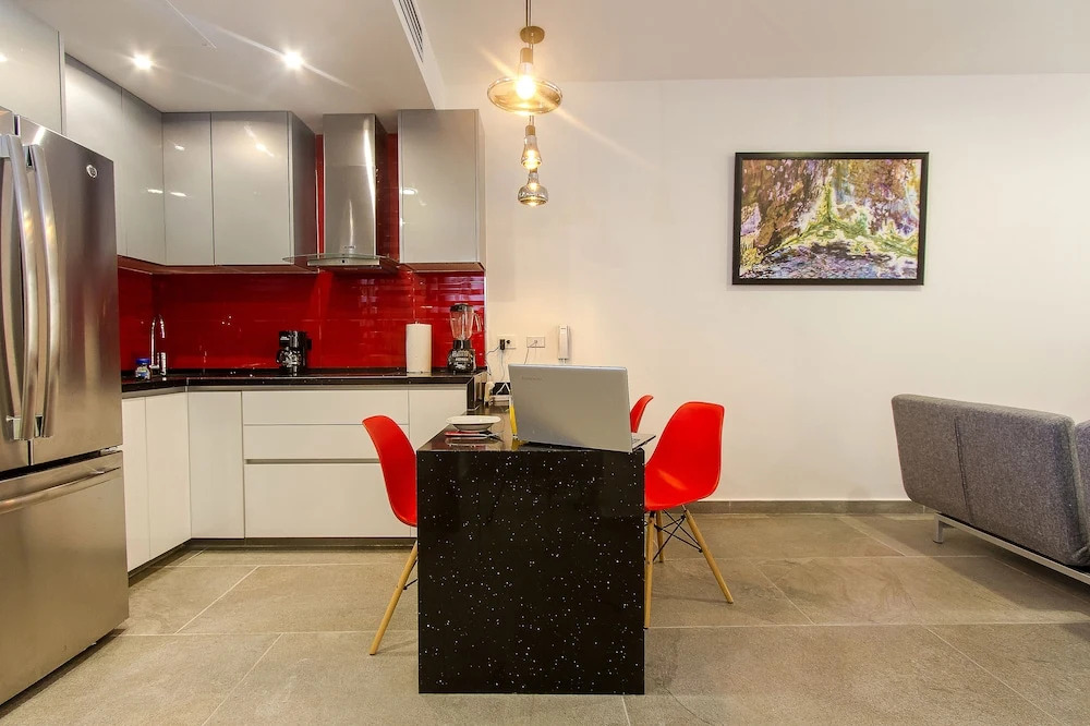 Soul Hometown Apartments by Mikitito Rentals