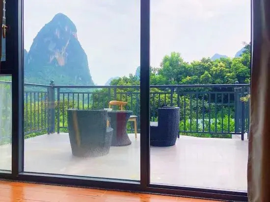 Yangshuo Moon Villa Homestay (Yulonghe Scenic Area Branch)