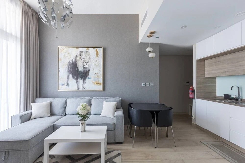 Bright 1BR sea view and balcony