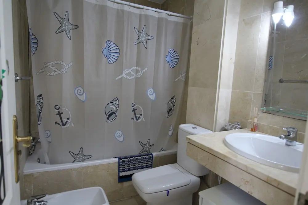 Prados del Golf - Fully Equipped 2BR Apartment Close to Golf & Sea