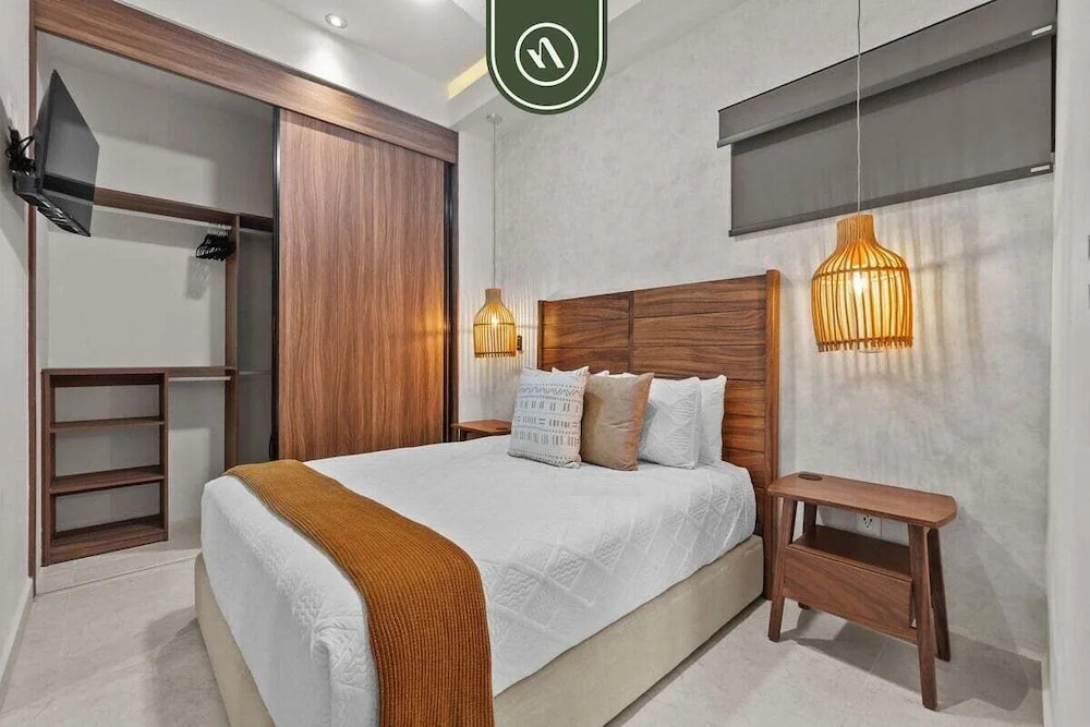 Luxury 2 BR - Downtown - Pool - Sunset in Terrace