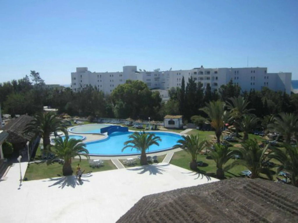 Kinza Hotel