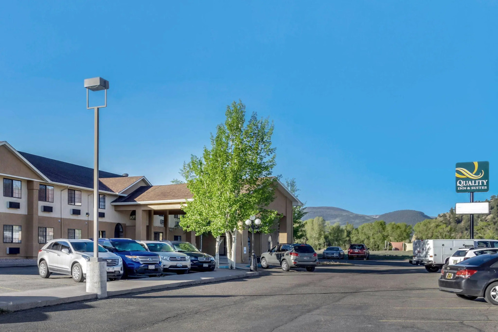 Quality Inn & Suites South Fork - Wolf Creek