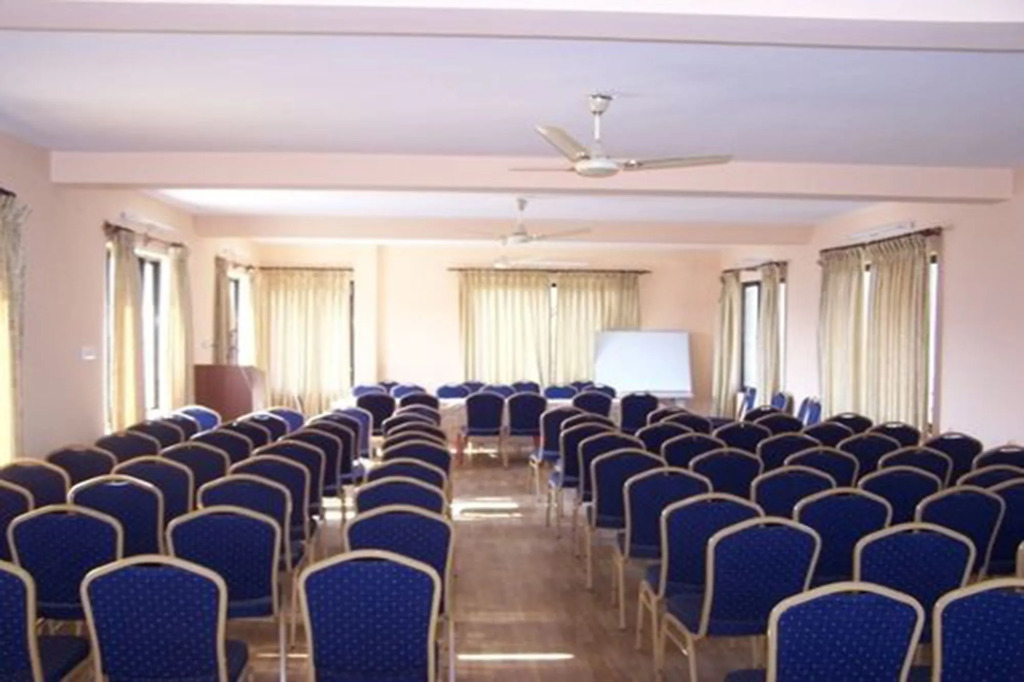 Dhampus Resort
