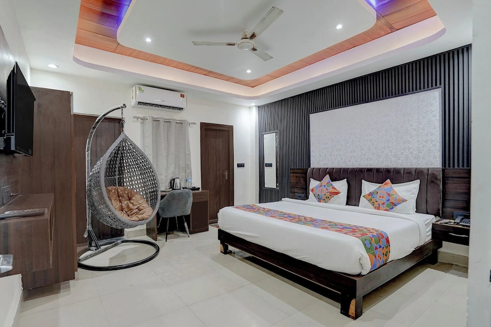 FabHotel Ivory Loft