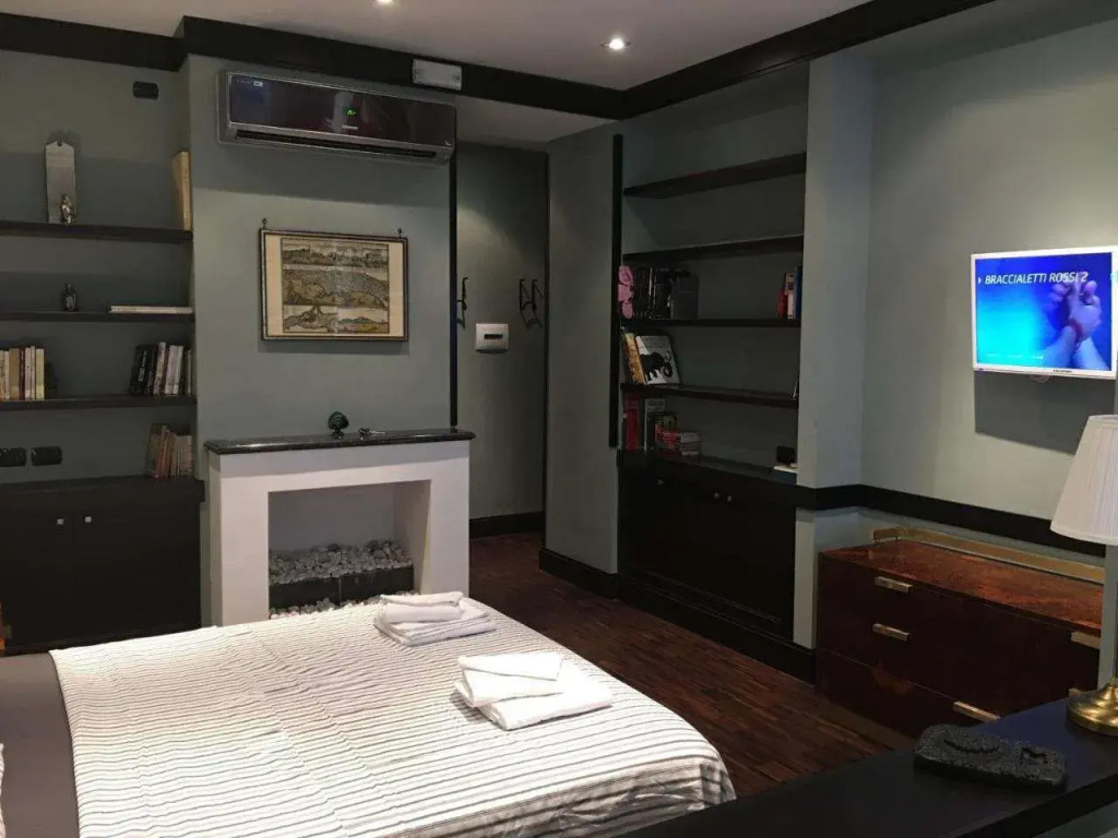 Two Sisters Suites
