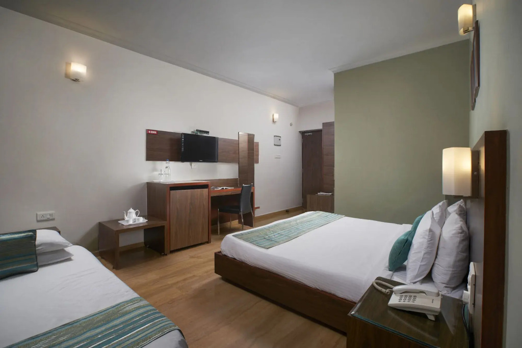 The Hawaii Comforts Panjim Donapaula