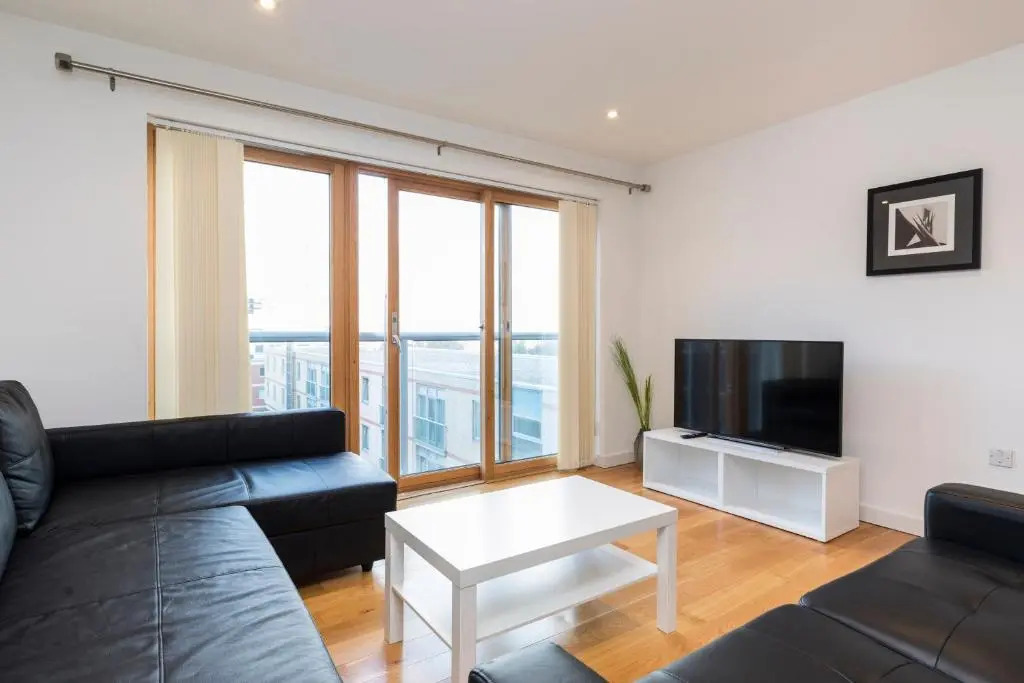 Latitude Apartment