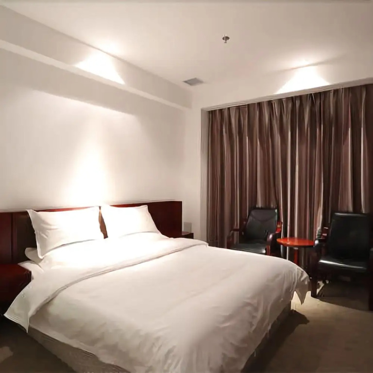 Starway Hotel
