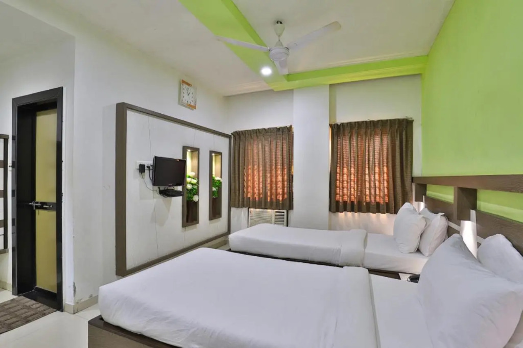 Hotel Merit