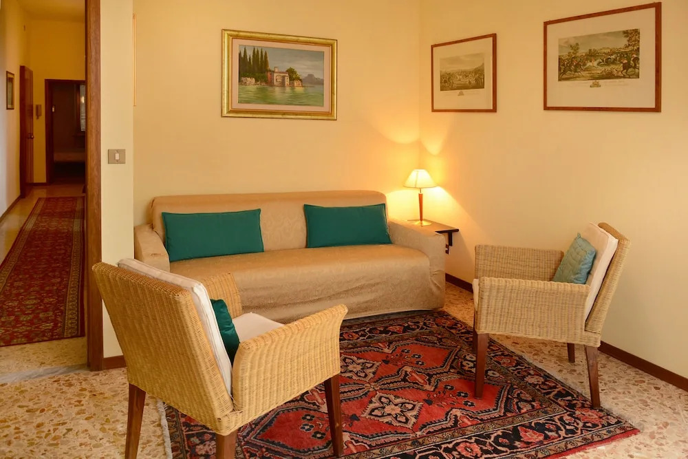 Residence Attico Altucci