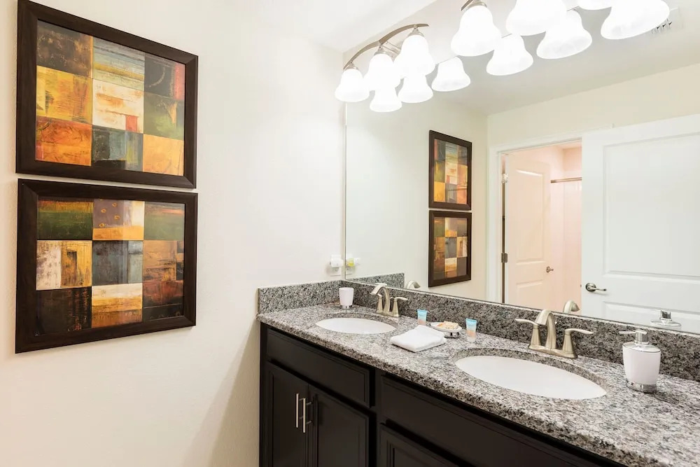 Lovely Vacation Townhouse with Private Pool SL3103