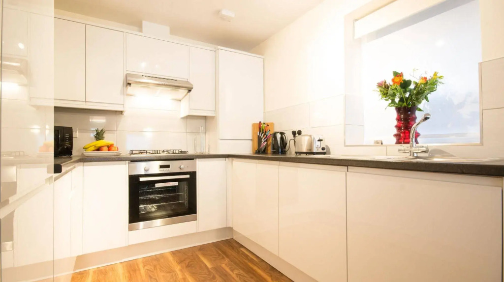 Arnos Apartments