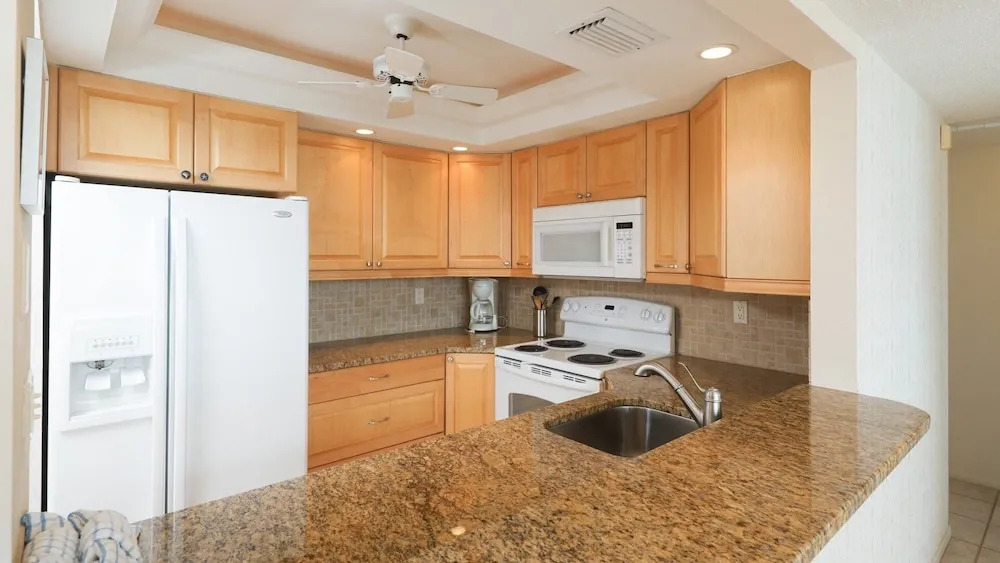 Anchorage Resort 9th Floor 2 Bedroom Condo With Balcony Gulf Views Poolbeach 0895