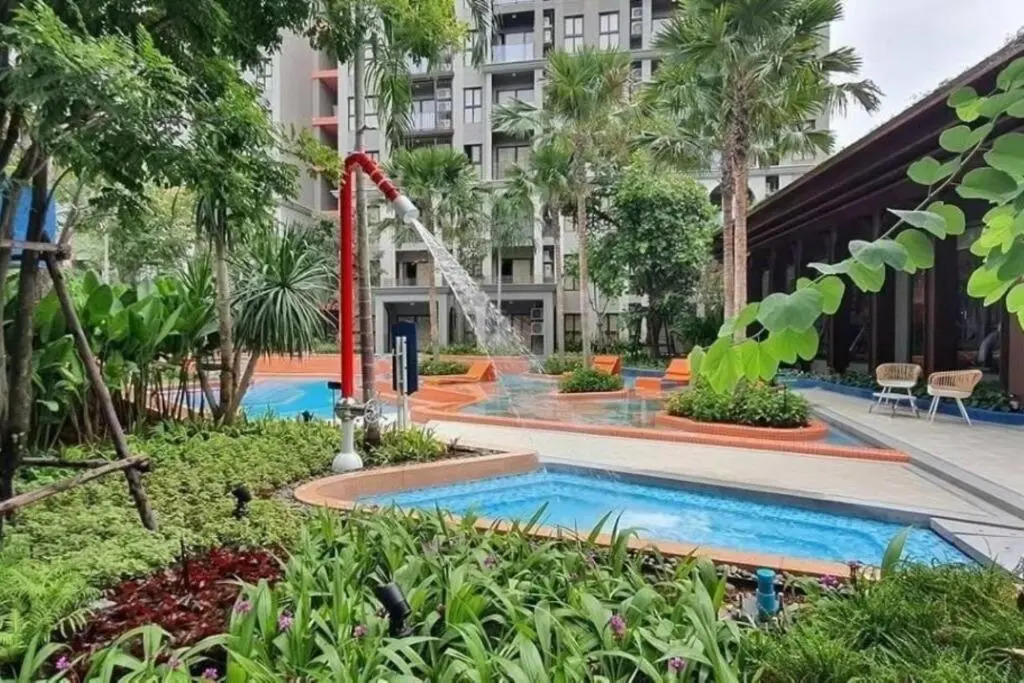 Hua Hin 1 Bedroom pool view near beach, cicada