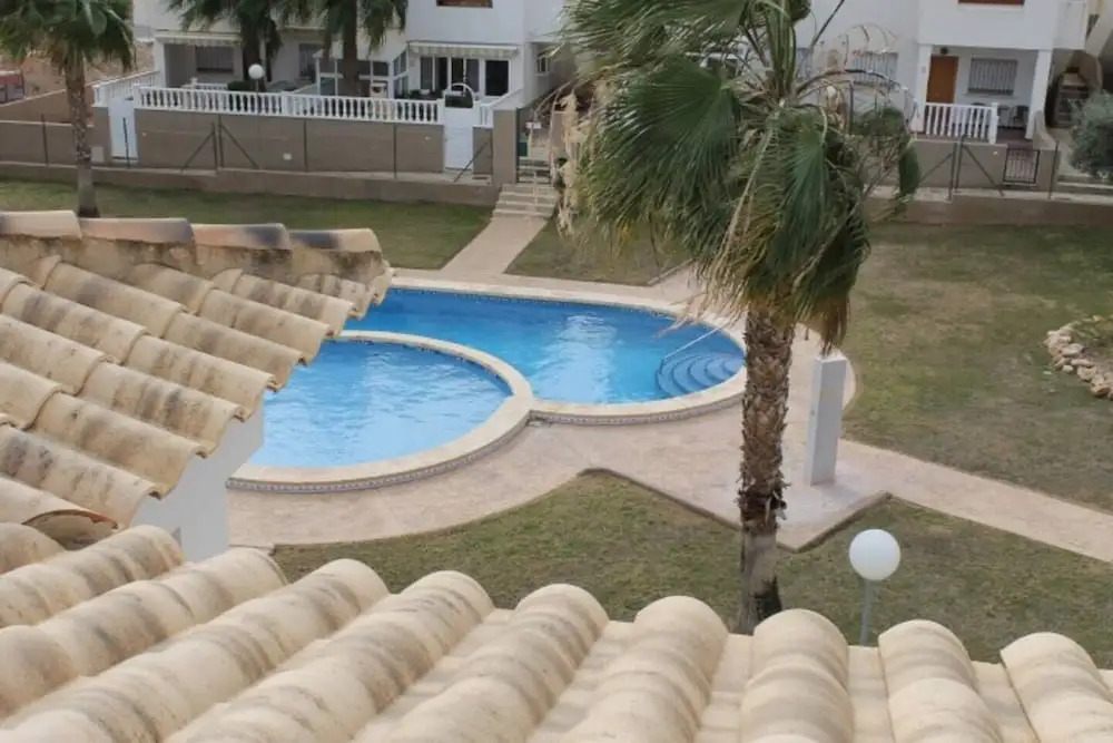 La Cinuelica R3 1st flr apt Overlooking Pool L152