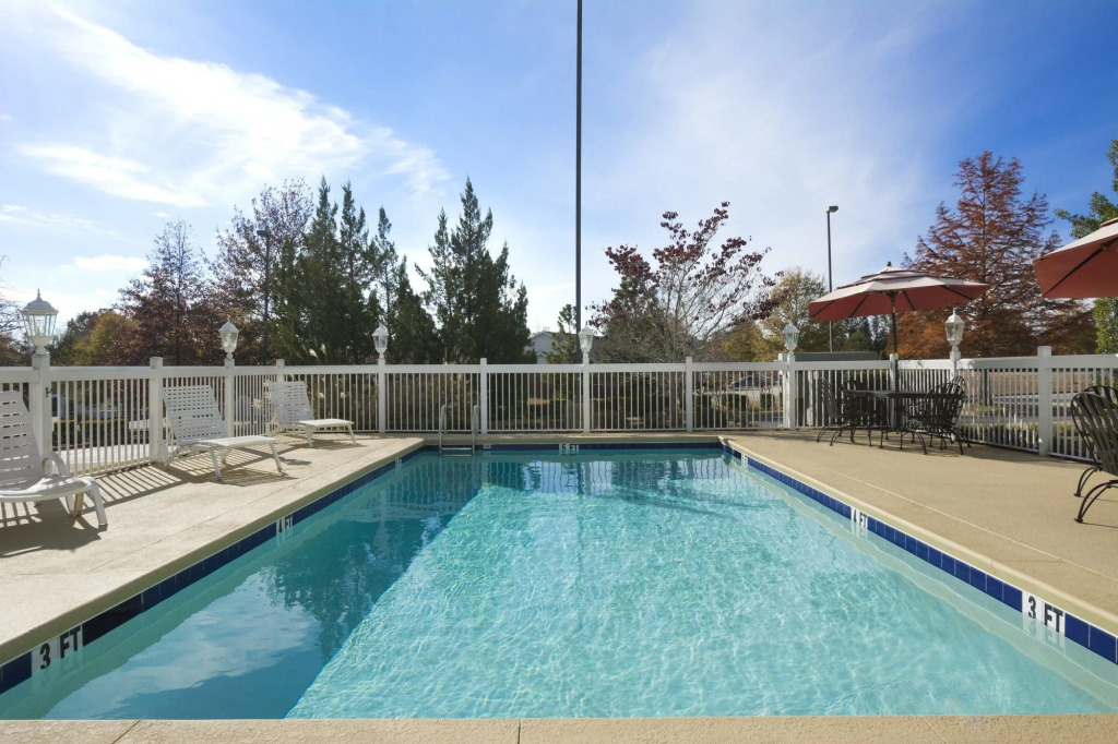 Country Inn & Suites by Radisson, Columbus, GA