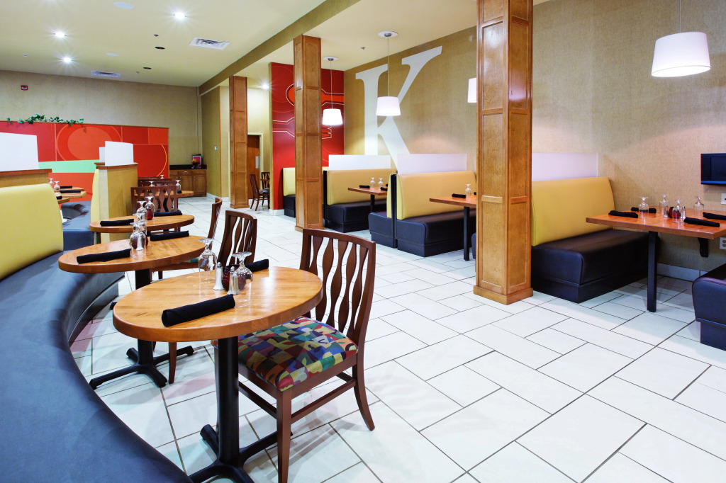 Holiday Inn Hotels Batesville by IHG