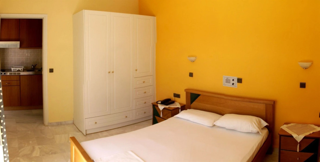 Athena Hotel