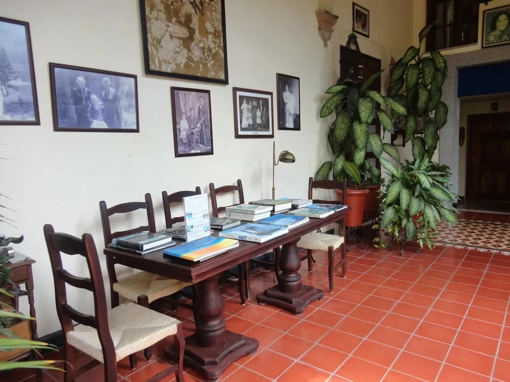 Hotel Hacienda Flamingos